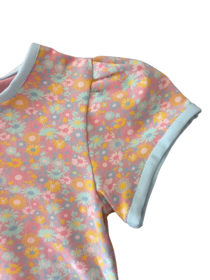 T-shirt oud roze gebloemd maat 98