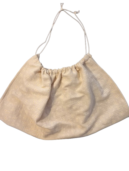 Weegdoek champagne met witte bloemetjes